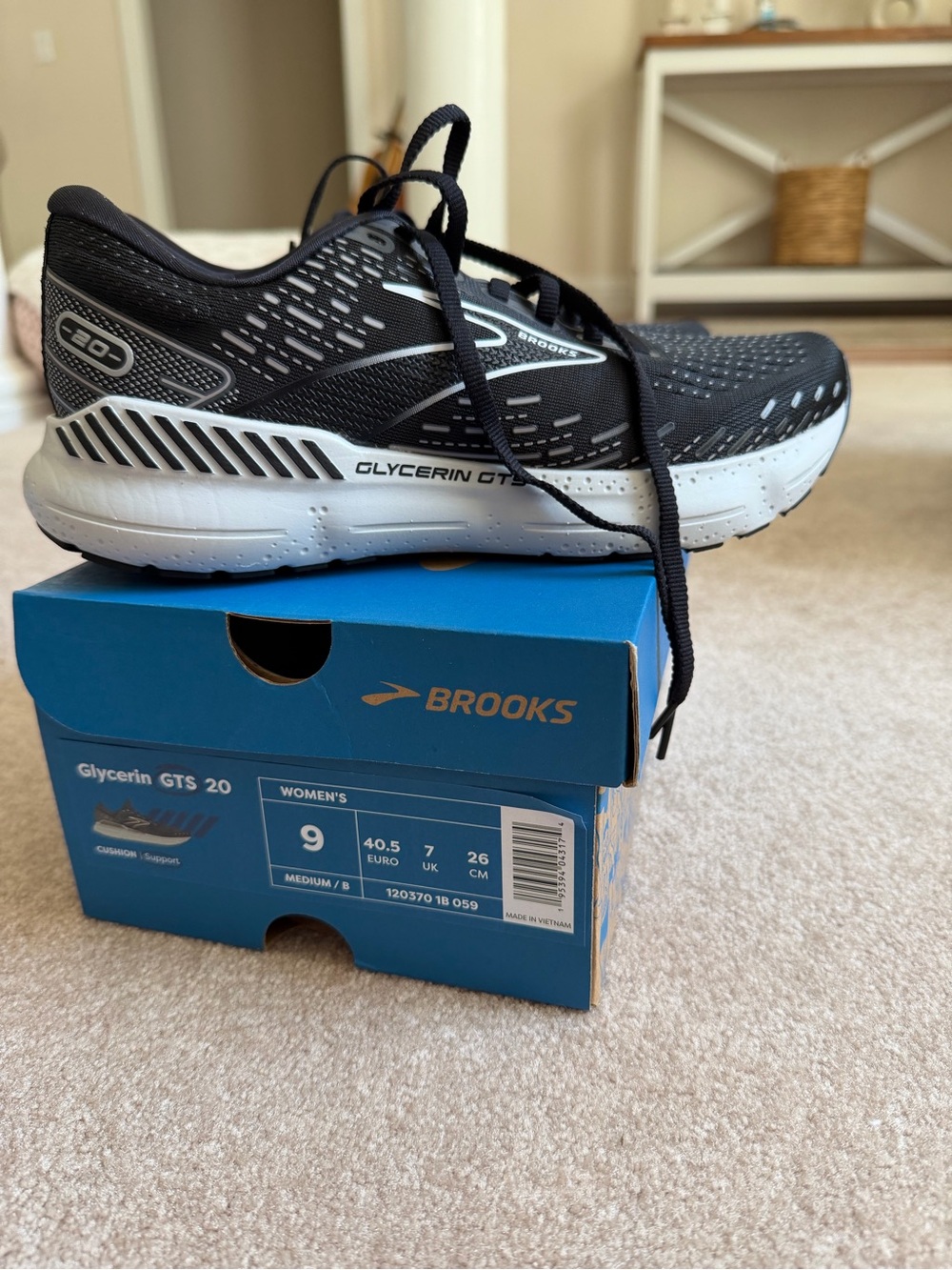 Brooks Black and White Women's Glycerin Running Sneakers - Picture 2 of 5